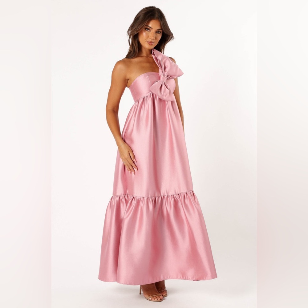 Elegant Pink Strapless Dress